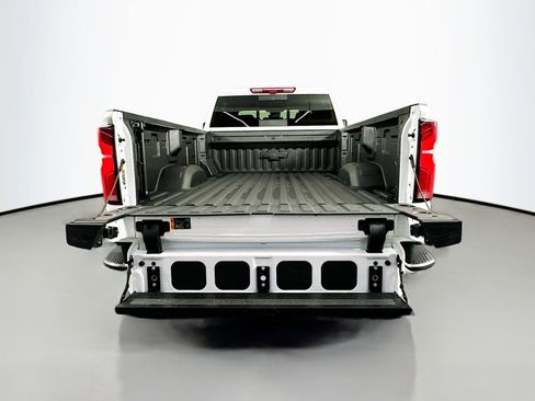 Used 2025 Chevrolet Silverado 3500 High Country w/ Technology Package image 29