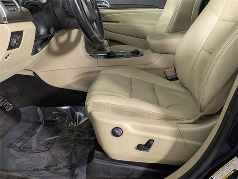 Used 2018 Jeep Grand Cherokee Limited w/ Luxury Group II image 6