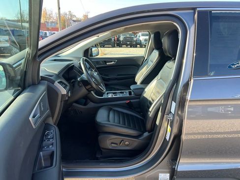 Used 2023 Ford Edge SEL image 13