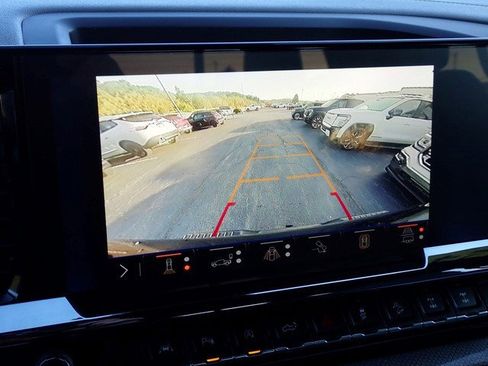 Certified 2024 Chevrolet Silverado 1500 ZR2 w/ Technology Package image 30