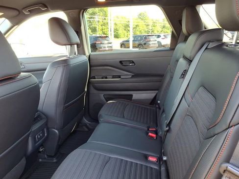 New 2026 Nissan Pathfinder Rock Creek AWD/4WD image 8