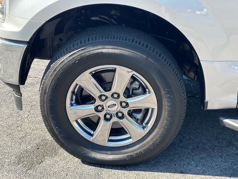 Used 2019 Ford F150 XLT w/ Equipment Group 302A Luxury AWD/4WD image 7