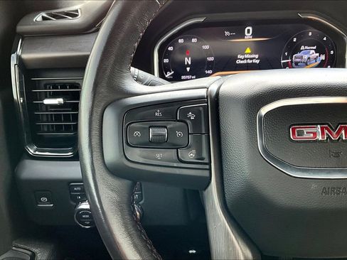 Used 2025 GMC Sierra 2500 AT4X AWD/4WD image 25