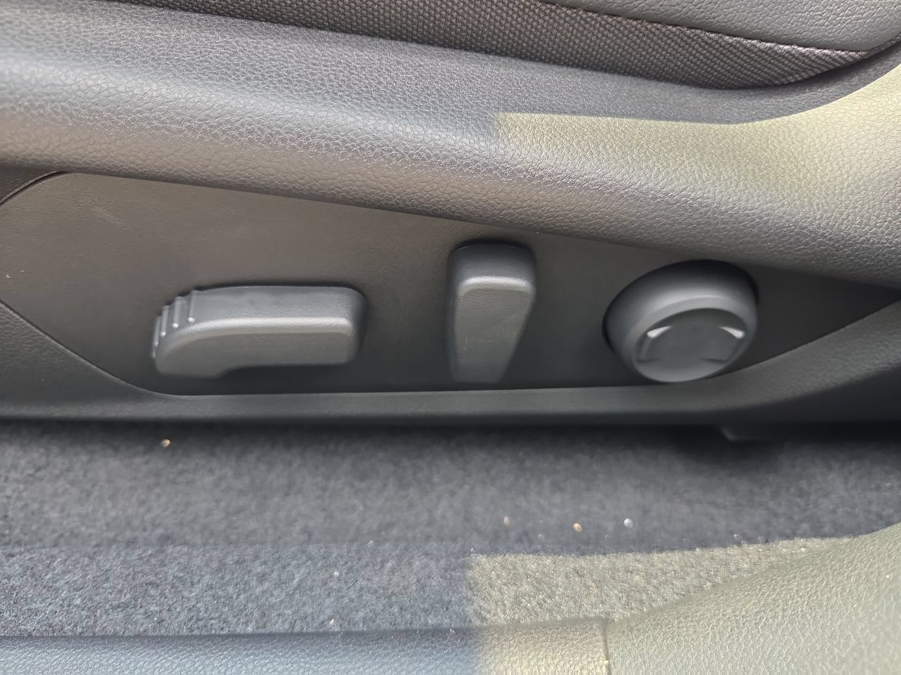 New 2026 Subaru Crosstrek 2.5i Limited AWD/4WD image 17