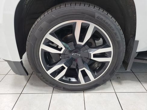 Used 2018 Chevrolet Tahoe Premier AWD/4WD image 50