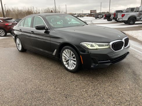Used 2021 BMW 530i xDrive image 7