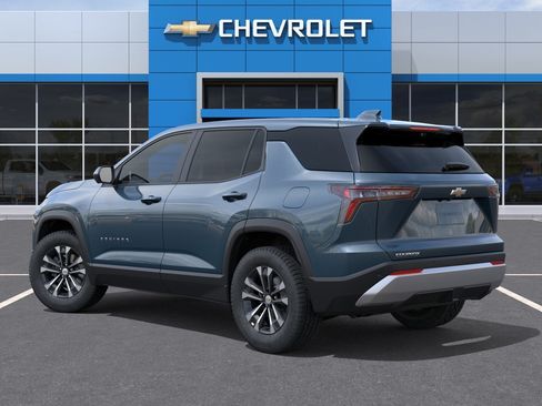 New 2027 Chevrolet Equinox LT w/ Convenience Package II FWD image 3