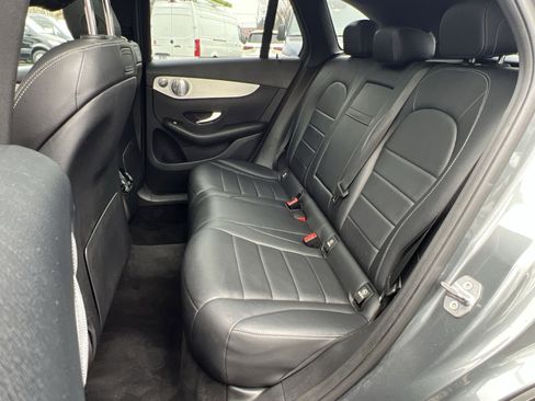 Used 2019 Mercedes-Benz GLC 300 4MATIC image 21