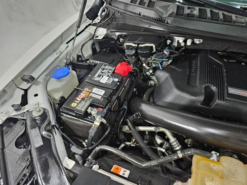 Used 2018 Ford F150 Raptor w/ Equipment Group 802A Luxury image 17