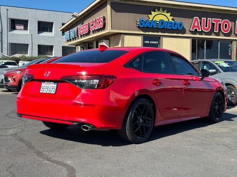 Used 2023 Honda Civic Sport image 11