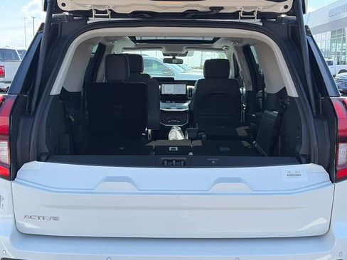 New 2026 Ford Expedition Active AWD/4WD image 8