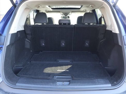 Used 2023 Nissan Rogue SL FWD image 46