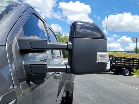 Used 2024 Ford F350 Lariat AWD/4WD image 4