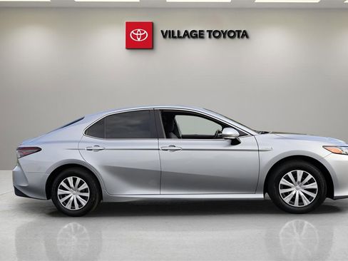 Certified 2021 Toyota Camry LE image 6
