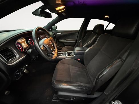 Used 2019 Dodge Charger GT w/ Plus Group RWD image 10