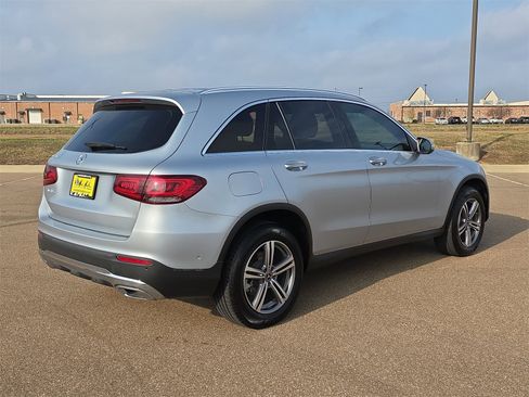 Used 2021 Mercedes-Benz GLC 300 image 8