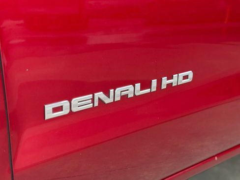 Used 2019 GMC Sierra 2500 Denali w/ Duramax Plus Package AWD/4WD image 19