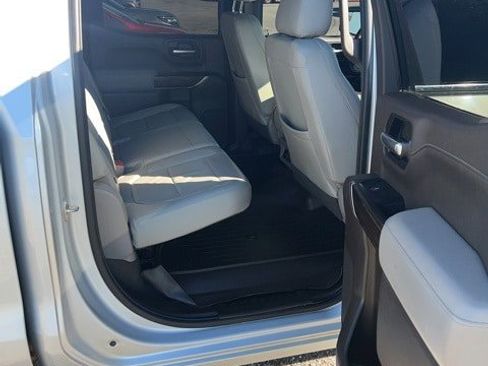 Used 2019 GMC Sierra 1500 SLE w/ SLE Value Package image 10