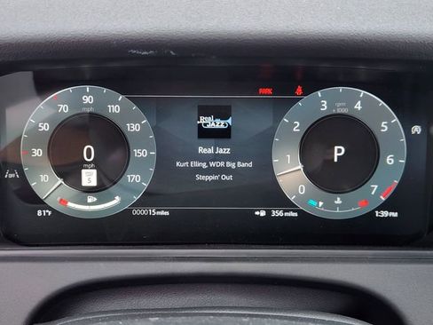 New 2026 Land Rover Range Rover Velar Dynamic SE AWD/4WD image 11