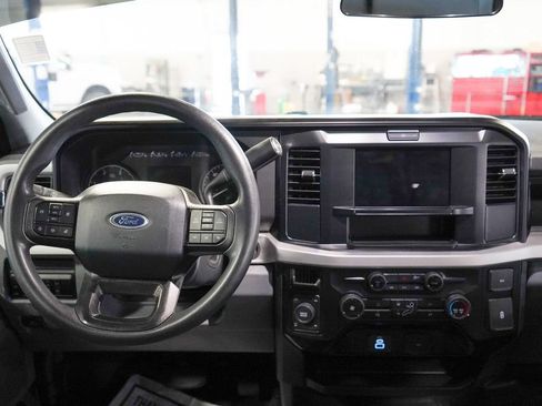 Used 2025 Ford F250 XL AWD/4WD image 14