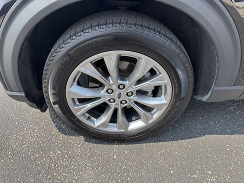 Used 2023 Ford Explorer XLT w/ Equipment Group 202A image 13