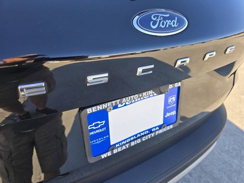 Used 2023 Ford Escape Active w/ Tech Pack #2 image 6