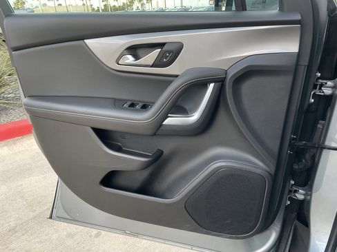 Used 2024 Chevrolet Blazer LT image 10