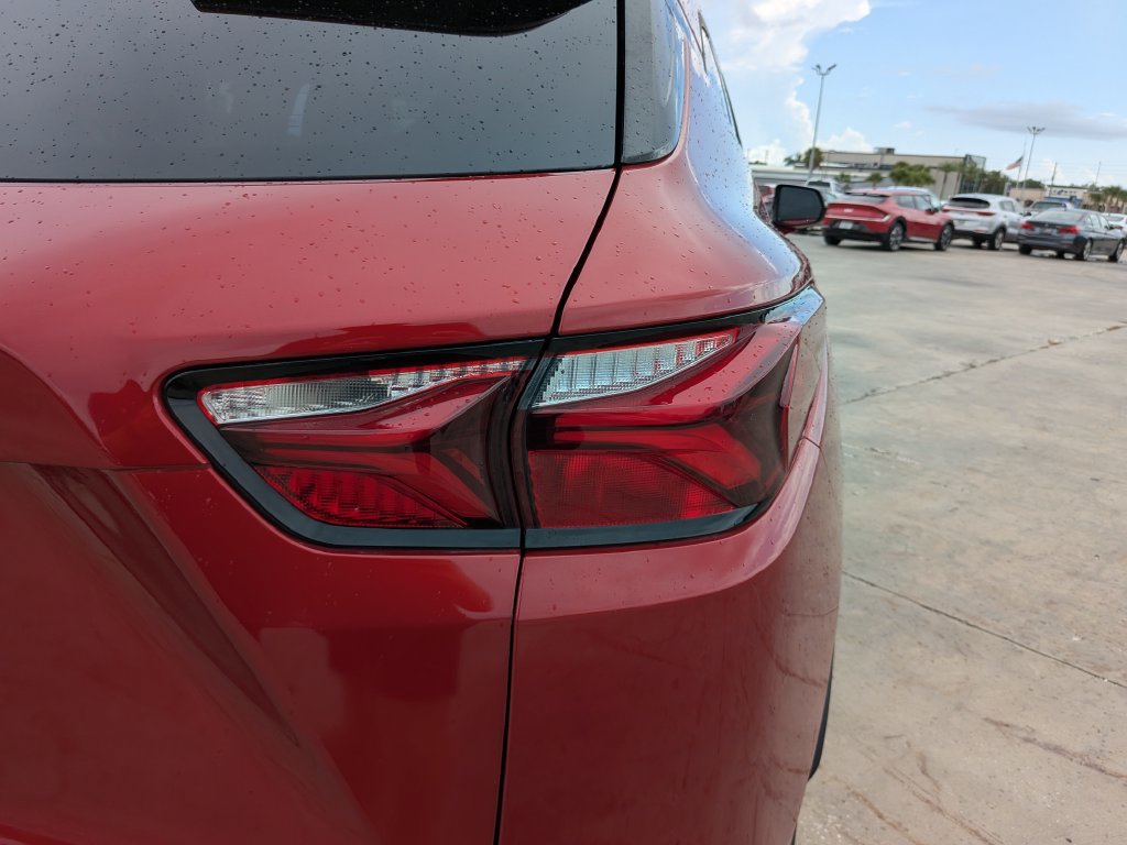 Used 2021 Chevrolet Blazer LT FWD image 11