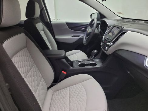 Used 2020 Chevrolet Equinox LS w/ LS Convenience Package image 21