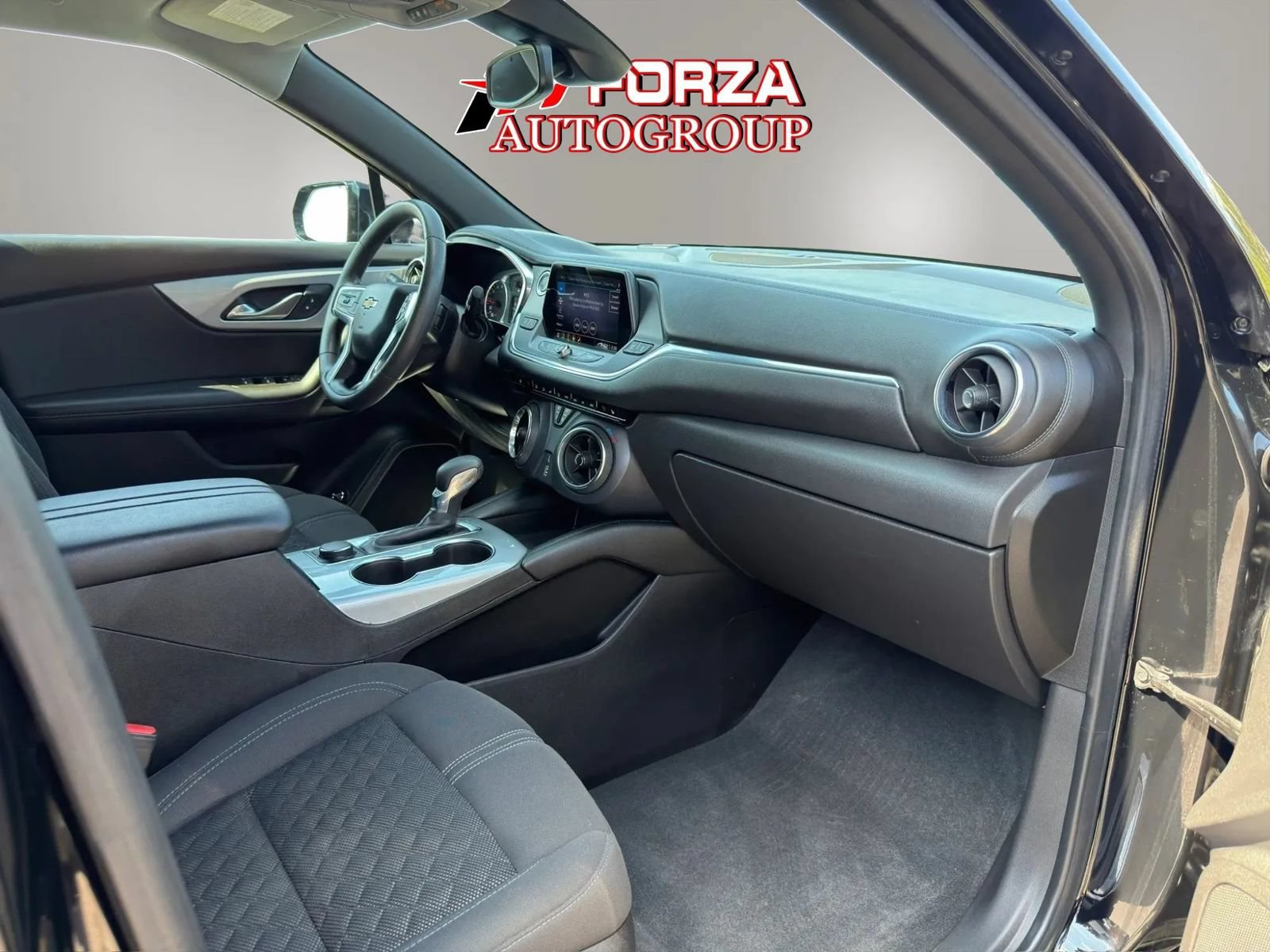 Used 2021 Chevrolet Blazer LT FWD image 20