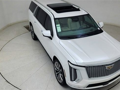 Used 2025 Cadillac Escalade ESV Premium Luxury Platinum image 81