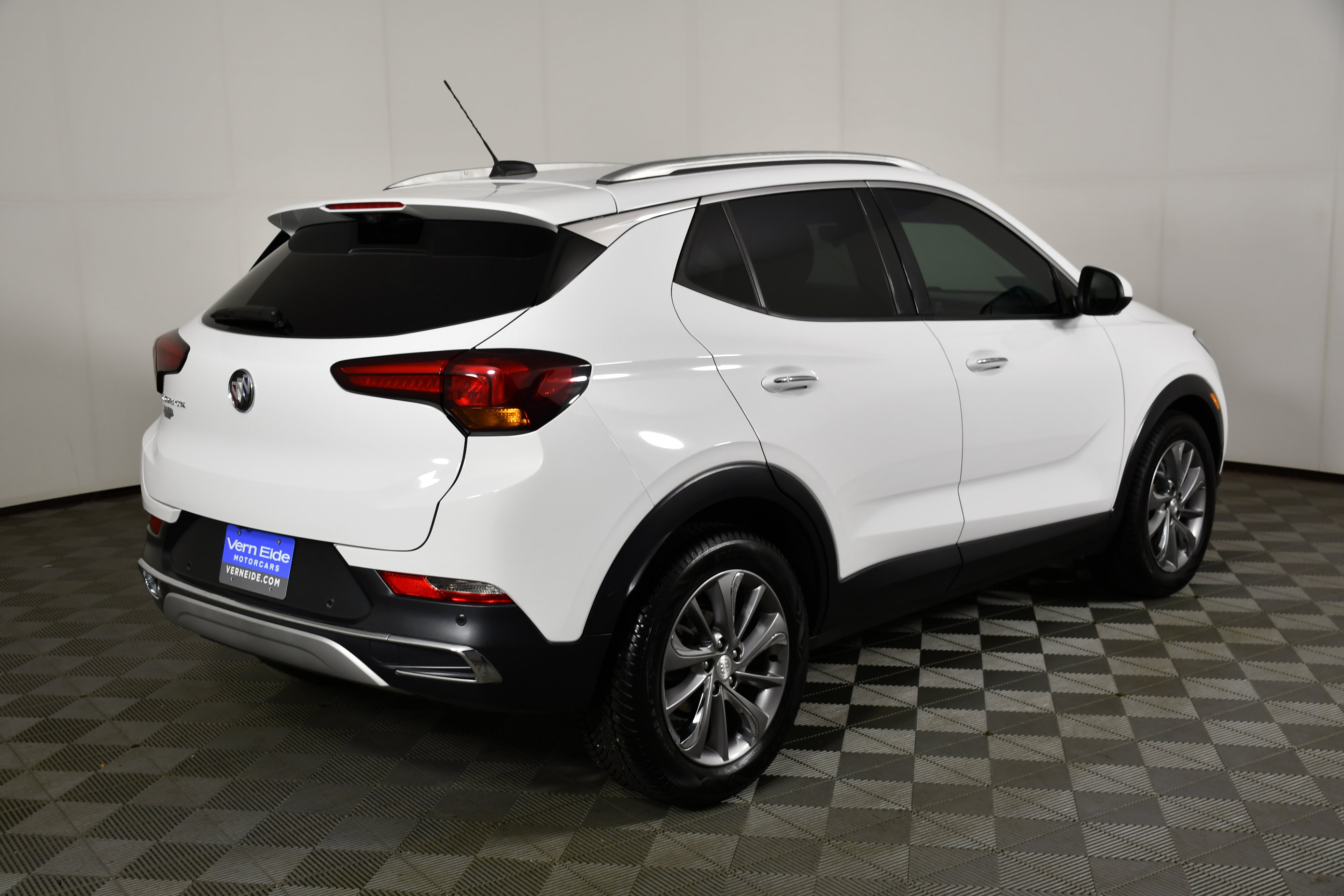 Used 2022 Buick Encore GX Essence w/ Advanced Technology Package FWD image 6