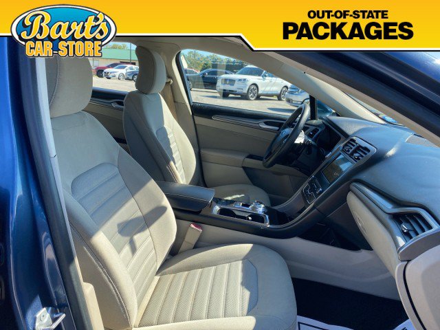 Used 2018 Ford Fusion SE w/ Fusion SE Technology Package FWD image 14