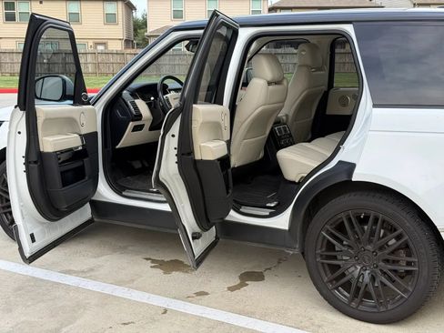 Used 2016 Land Rover Range Rover HSE AWD/4WD image 10