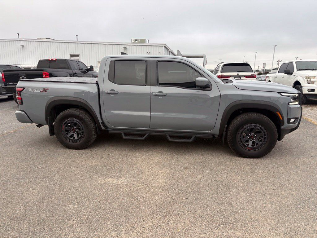 Used 2026 Nissan Frontier Pro-X w/ Tow Package RWD image 2