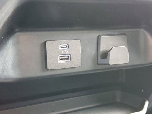 Used 2023 Ford F150 XLT w/ XTR Package image 27