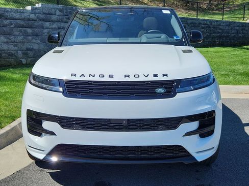 New 2026 Land Rover Range Rover Sport Dynamic SE AWD/4WD image 8