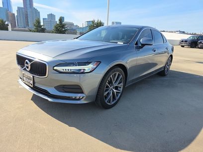 Used 2018 Volvo S90 T5 Momentum