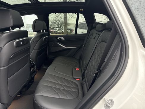 New 2026 BMW X5 M60i AWD/4WD image 11