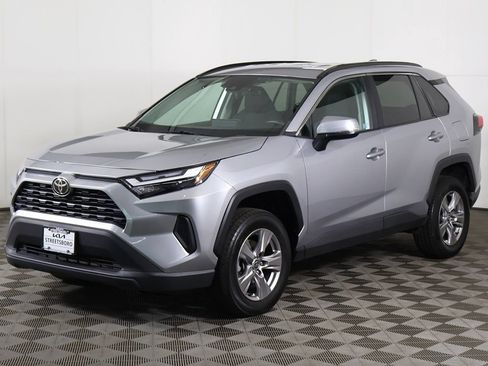 Used 2023 Toyota RAV4 XLE w/ XLE Grade Weather Package AWD/4WD image 7