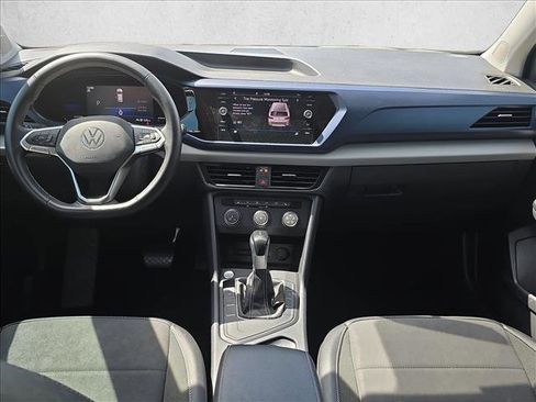 Used 2022 Volkswagen Taos SE FWD image 21