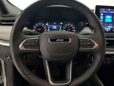 Used 2025 Jeep Compass Limited AWD/4WD image 15