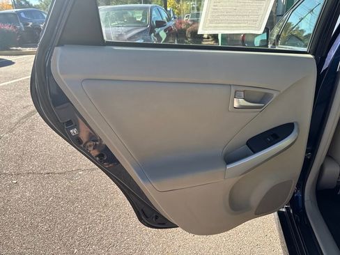 Used 2014 Toyota Prius Four image 23
