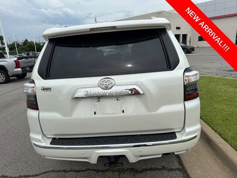 Used 2020 Toyota 4Runner Limited AWD/4WD image 5