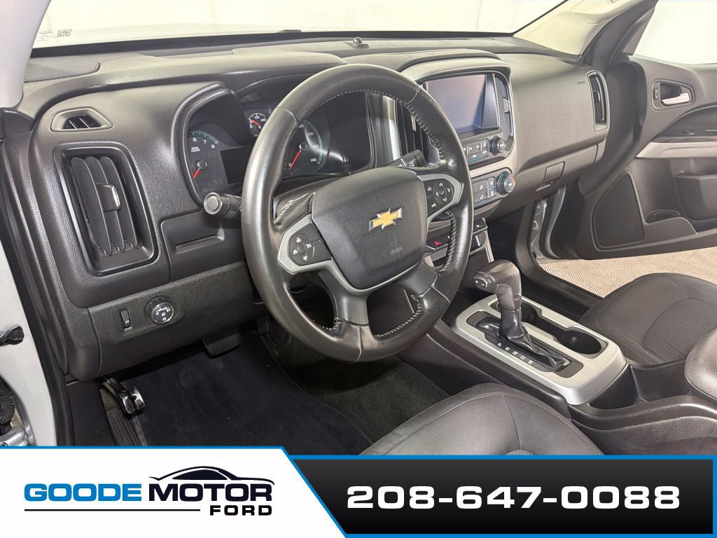 Used 2016 Chevrolet Colorado LT w/ LT Convenience Package RWD image 9