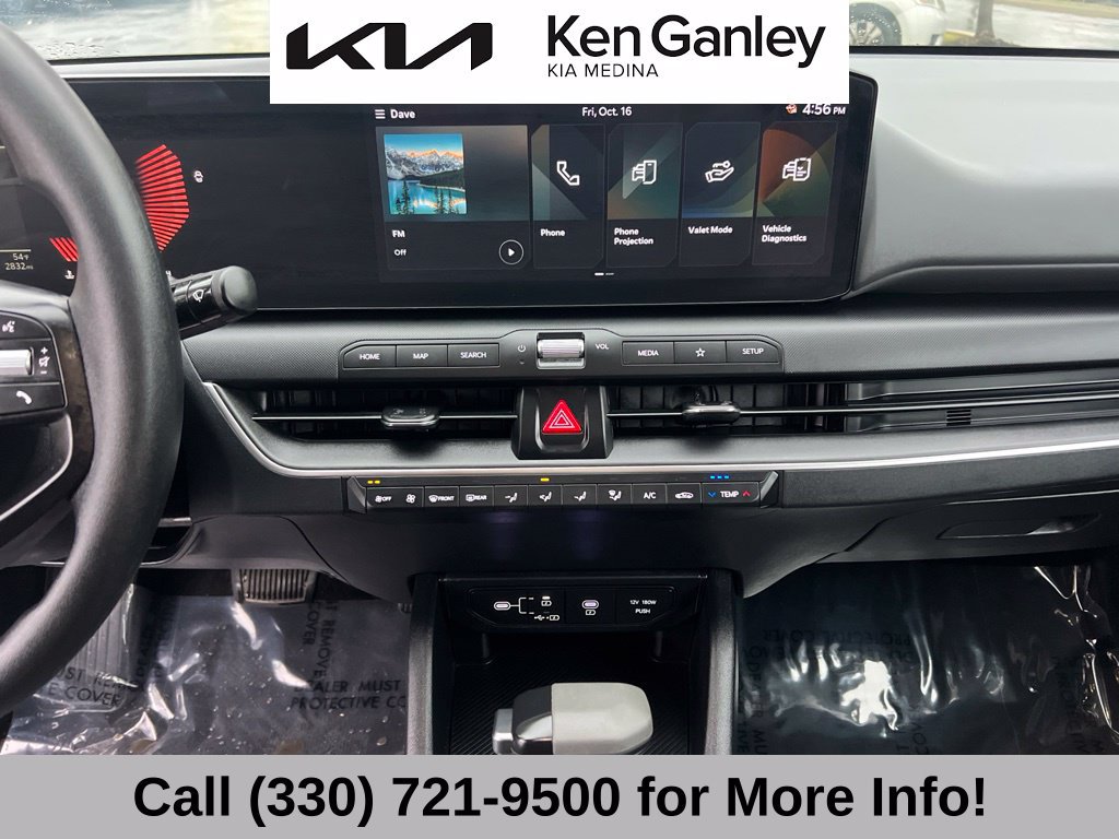 Certified 2025 Kia K4 FWD image 34