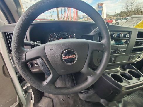 Used 2025 GMC Savana 2500 w/ Driver Convenience Package image 11