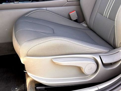 Used 2024 Hyundai Elantra SEL w/ Convenience Package image 11