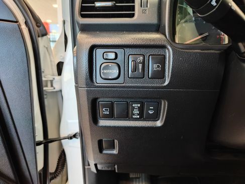 Used 2023 Toyota 4Runner Limited AWD/4WD image 13