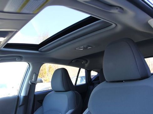 Certified 2025 Subaru Crosstrek 2.0i Premium image 18